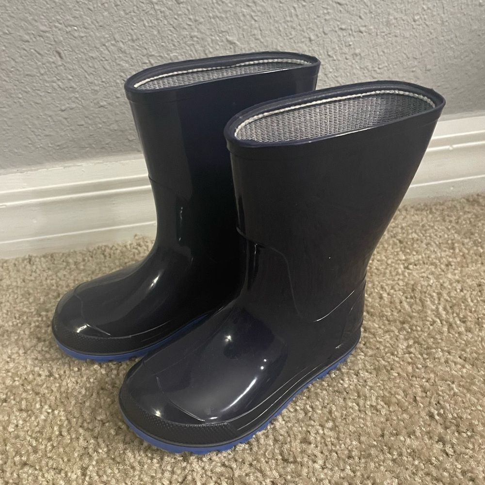 Blue toddler boy rain boots